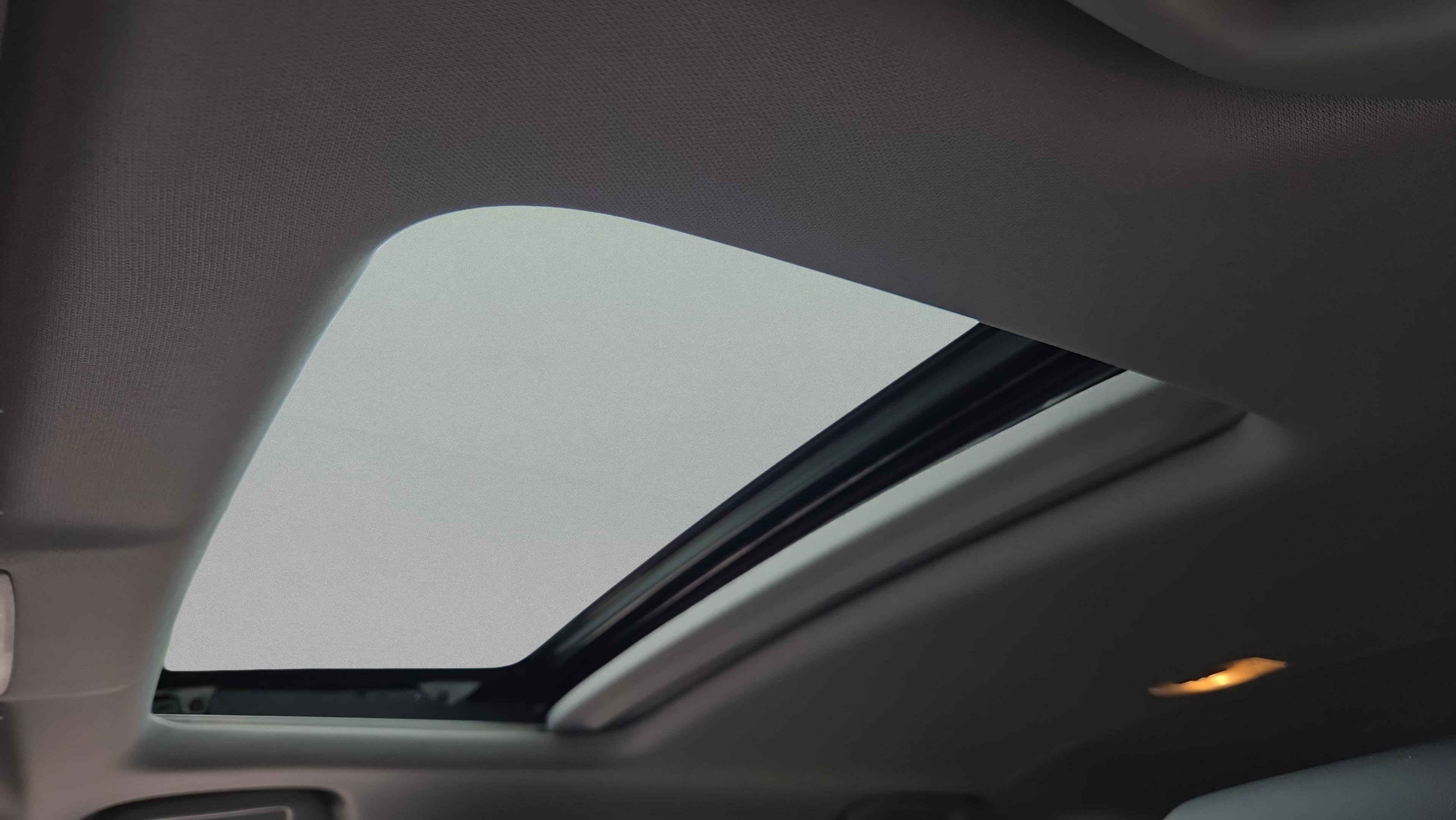 Used 2022 Honda CR-V EX-L image 10