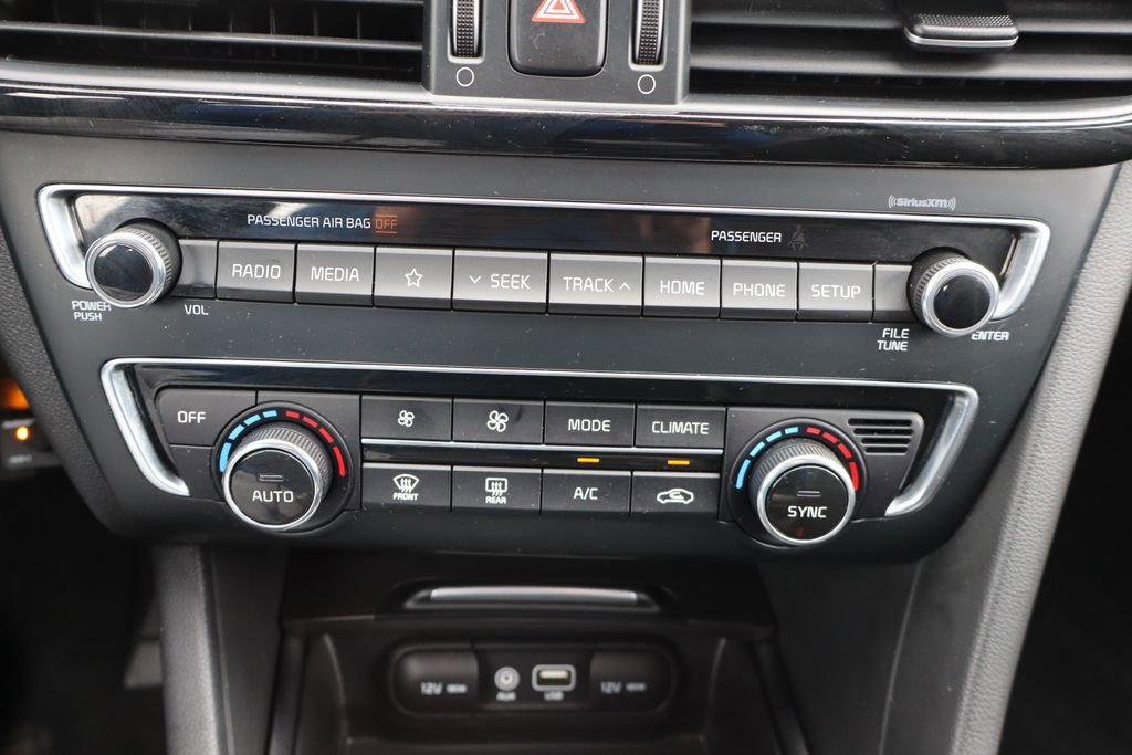 Used 2019 Kia Optima S image 12