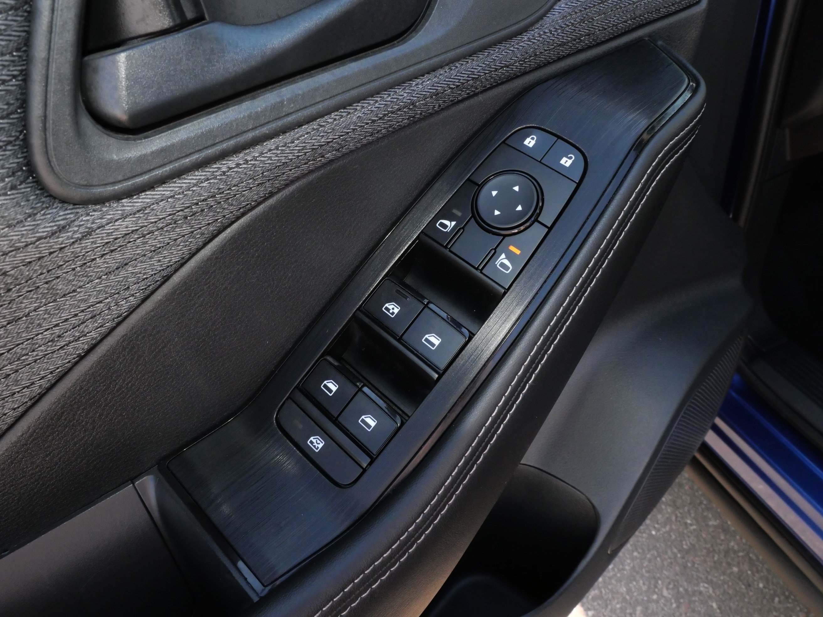 Used 2021 Nissan Rogue S AWD/4WD image 19
