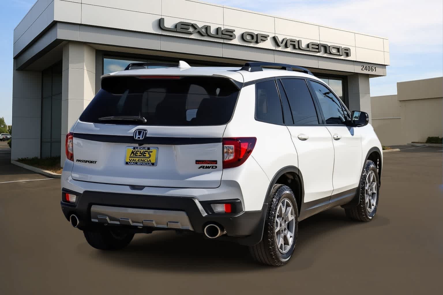 Used 2023 Honda Passport TrailSport image 4