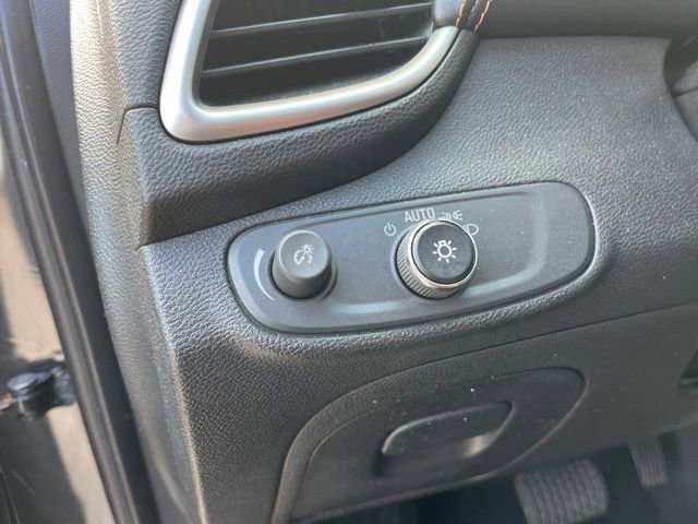 Used 2017 Chevrolet Trax LT image 31