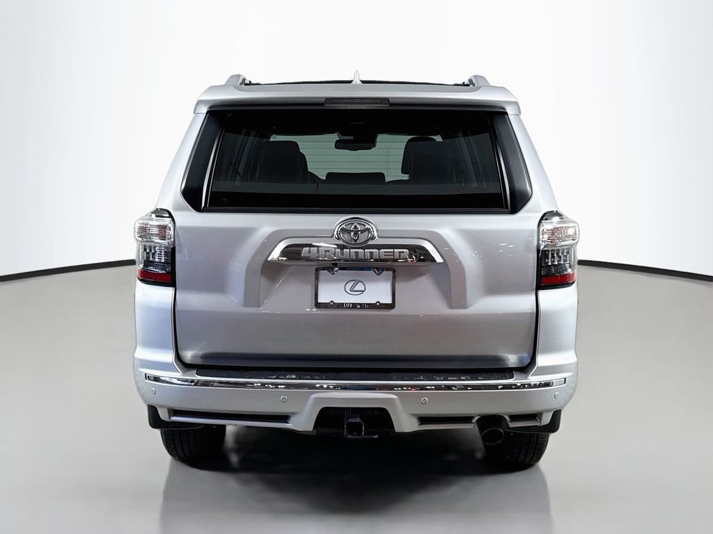 Used 2021 Toyota 4Runner Limited AWD/4WD image 6