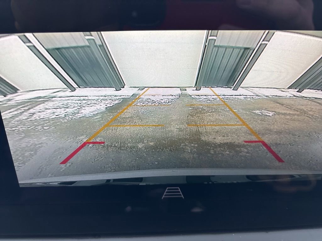 Used 2025 Buick Envista Sport Touring w/ Experience Buick Package image 21