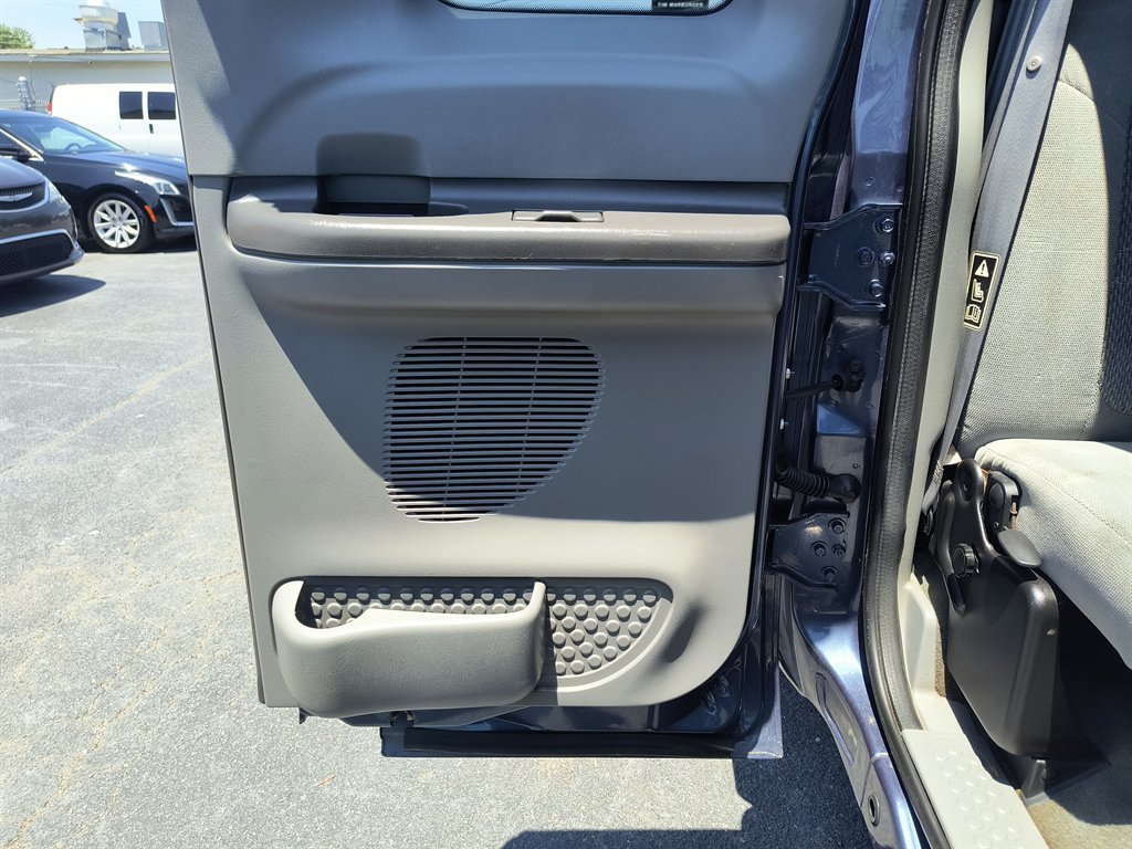 Used 2004 Ford F250 XLT AWD/4WD image 28