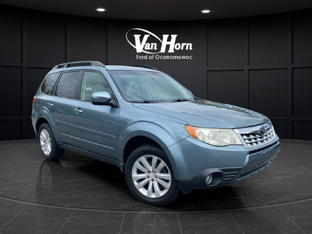 Used 2011 Subaru Forester 2.5X Limited w/ Popular Equipment Group 4B AWD/4WD image 1