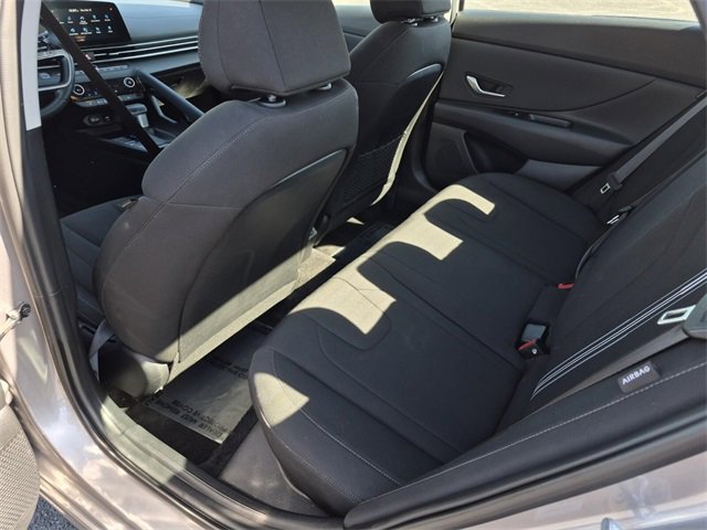 Used 2025 Hyundai Elantra SEL image 20