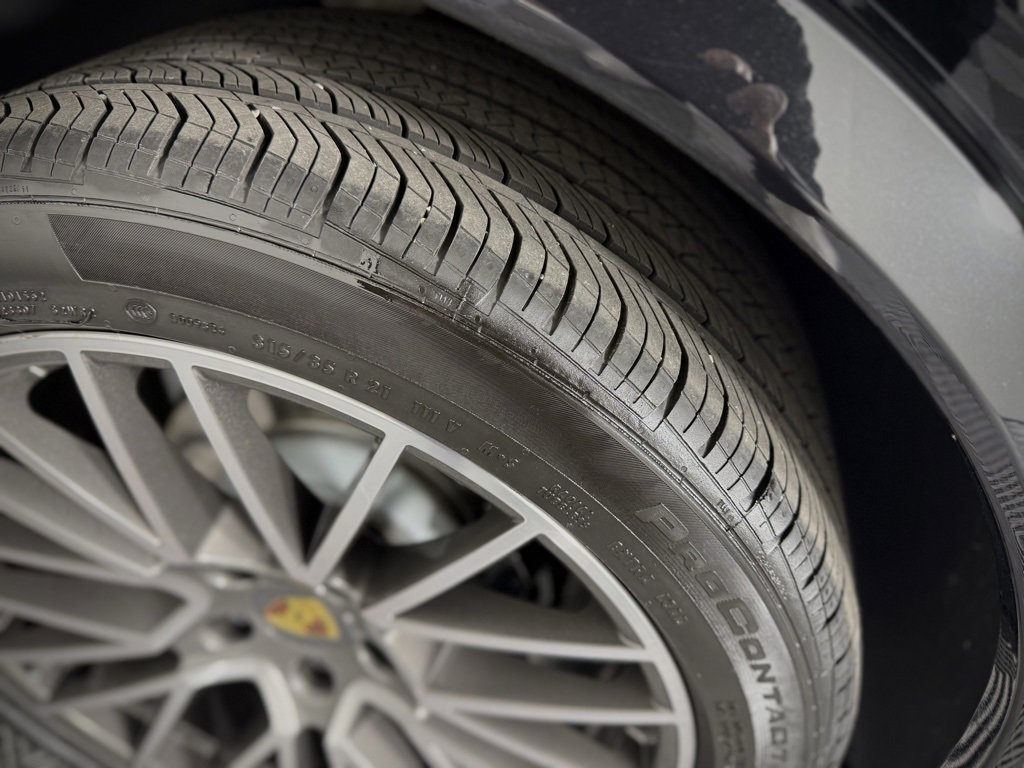 Certified 2023 Porsche Cayenne S image 20