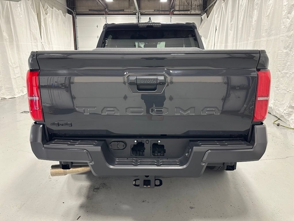 Used 2026 Toyota Tacoma TRD Off-Road AWD/4WD image 6