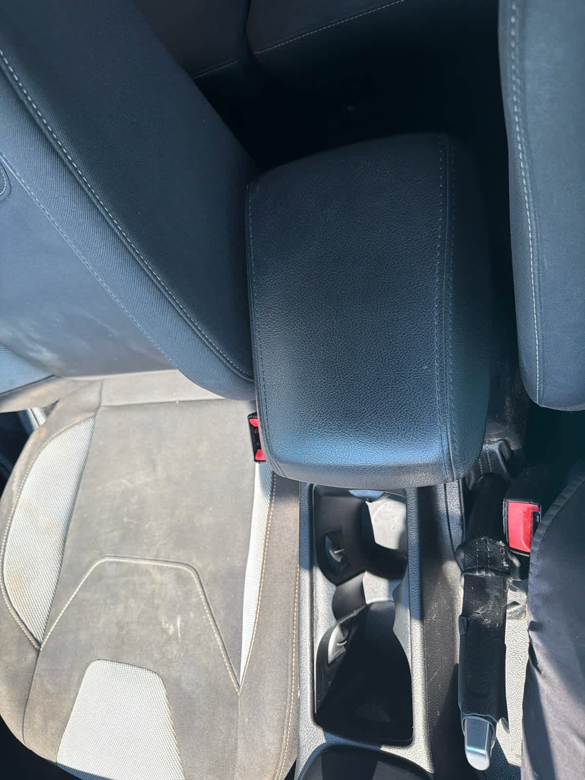 Used 2015 Ford Focus ST image 32