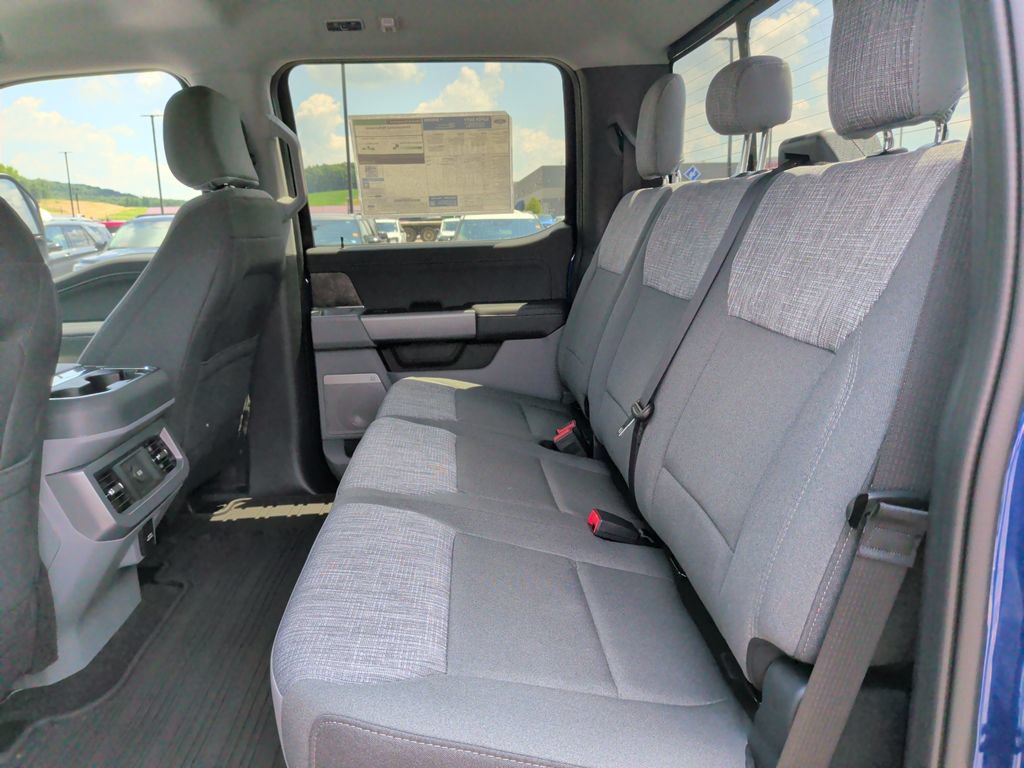 New 2026 Ford F250 XLT w/ XLT Premium Package AWD/4WD image 13