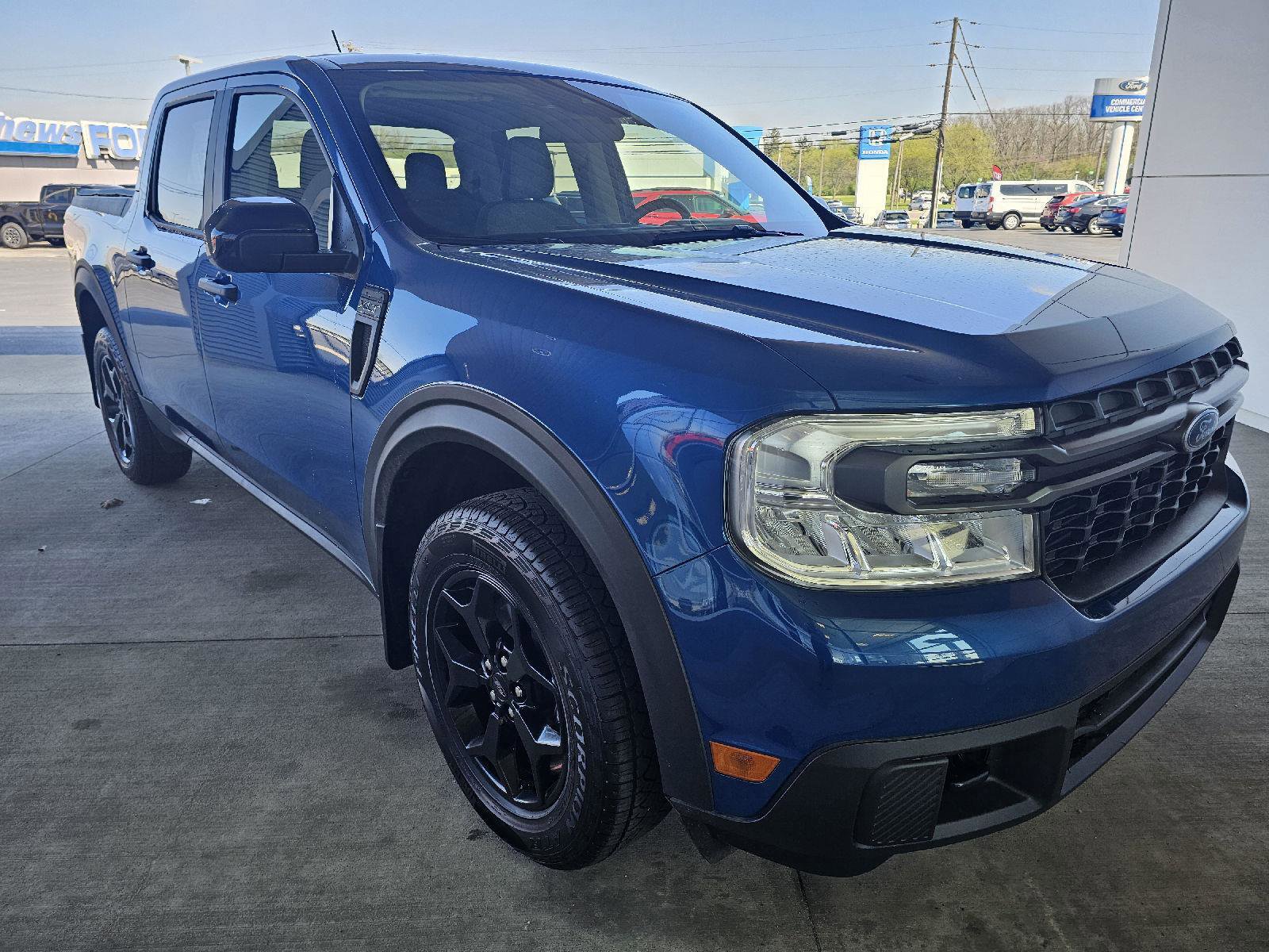 Used 2024 Ford Maverick XLT w/ XLT Luxury Package AWD/4WD image 7