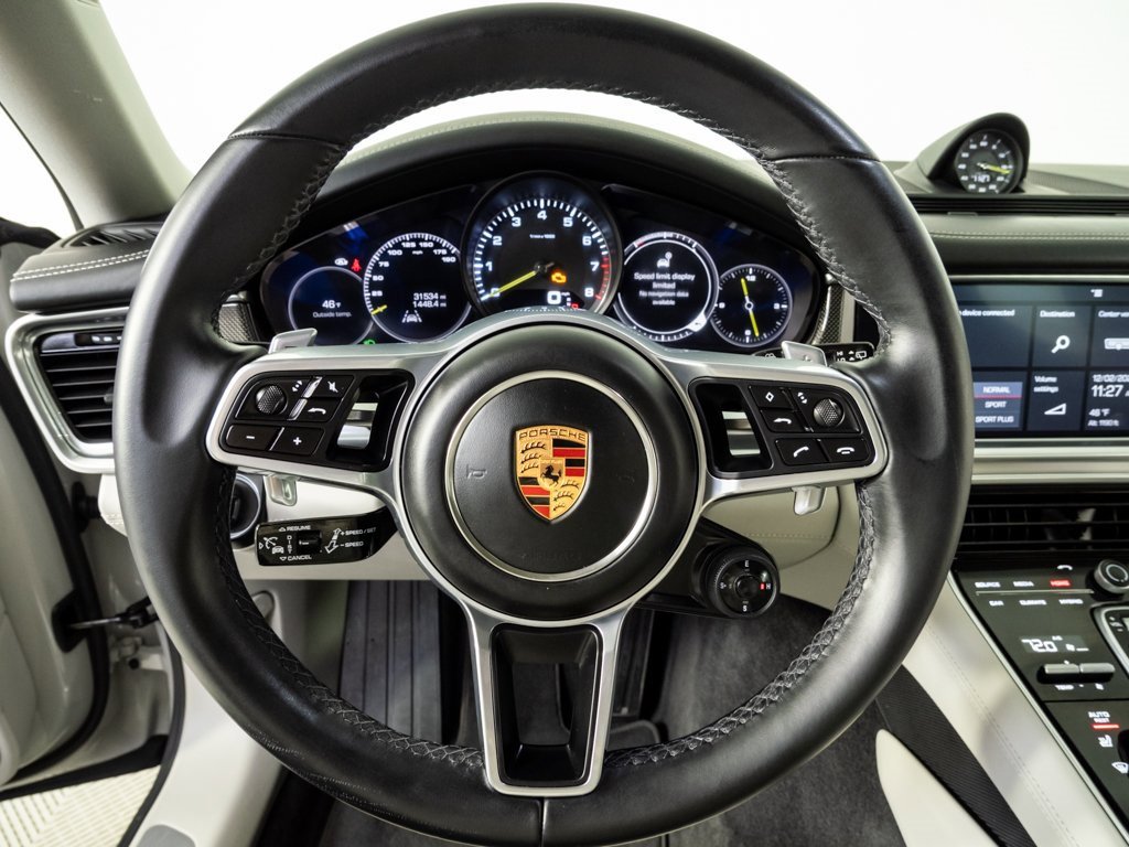 Used 2020 Porsche Panamera 4 image 9