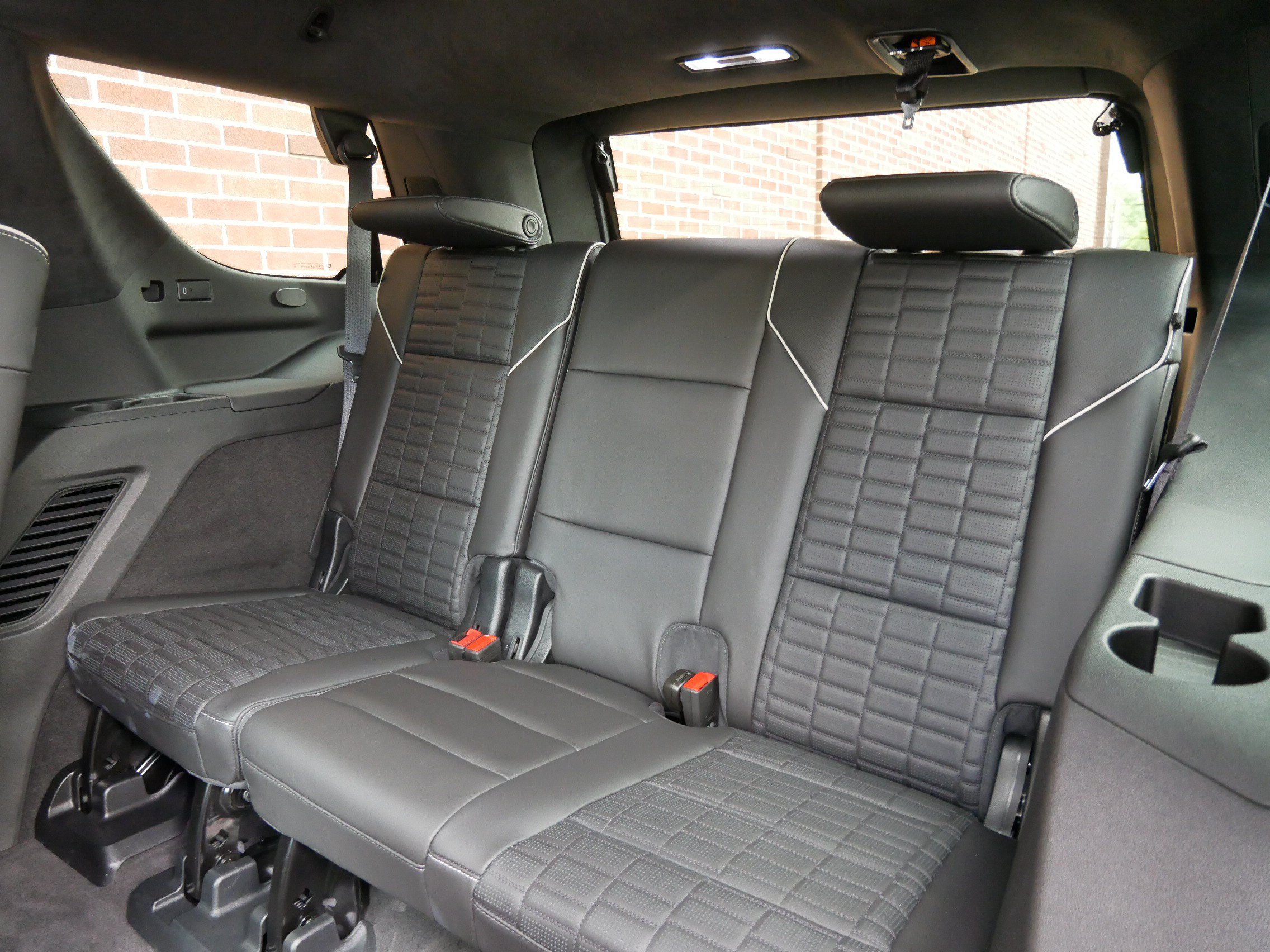 Used 2023 Cadillac Escalade V w/ LPO, ONYX Package AWD/4WD image 11