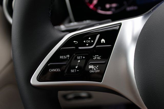 New 2025 Mercedes-Benz C 300 4MATIC Sedan image 18