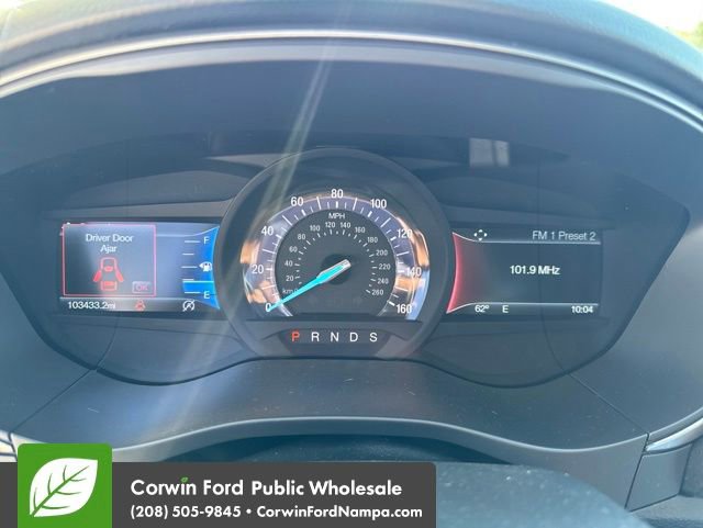 Used 2018 Ford Fusion SE w/ Fusion SE Technology Package FWD image 8
