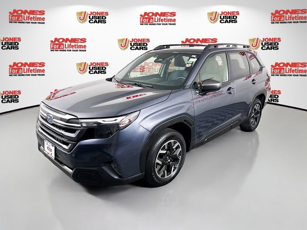 Certified 2025 Subaru Forester Premium AWD/4WD image 13