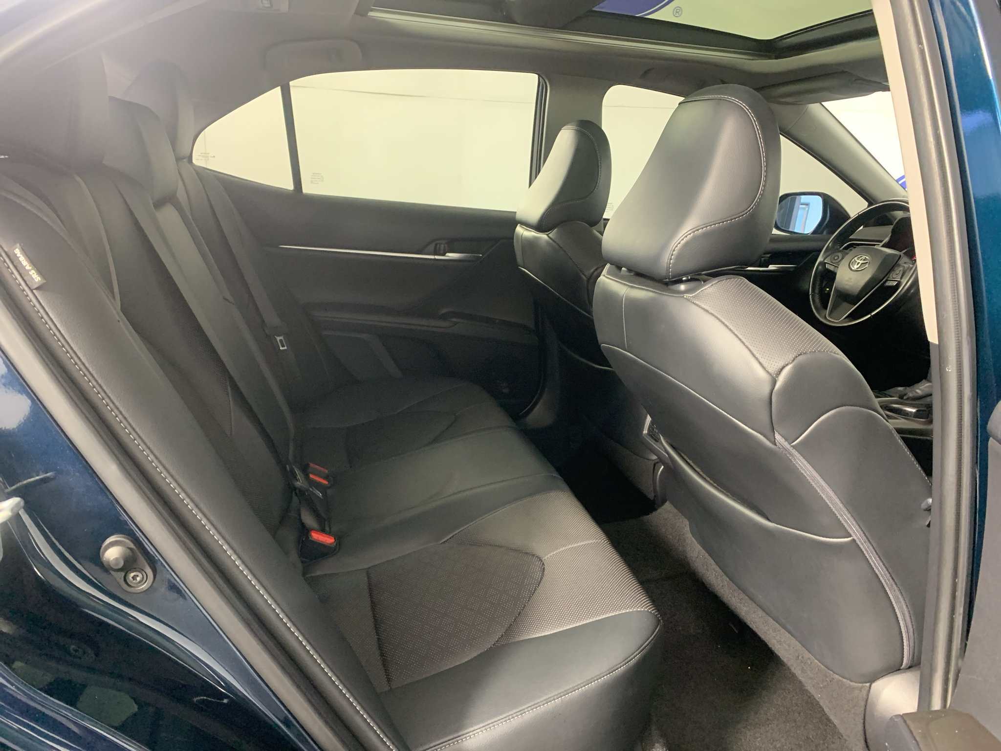 Used 2021 Toyota Camry XSE w/ Navigation Package FWD image 35