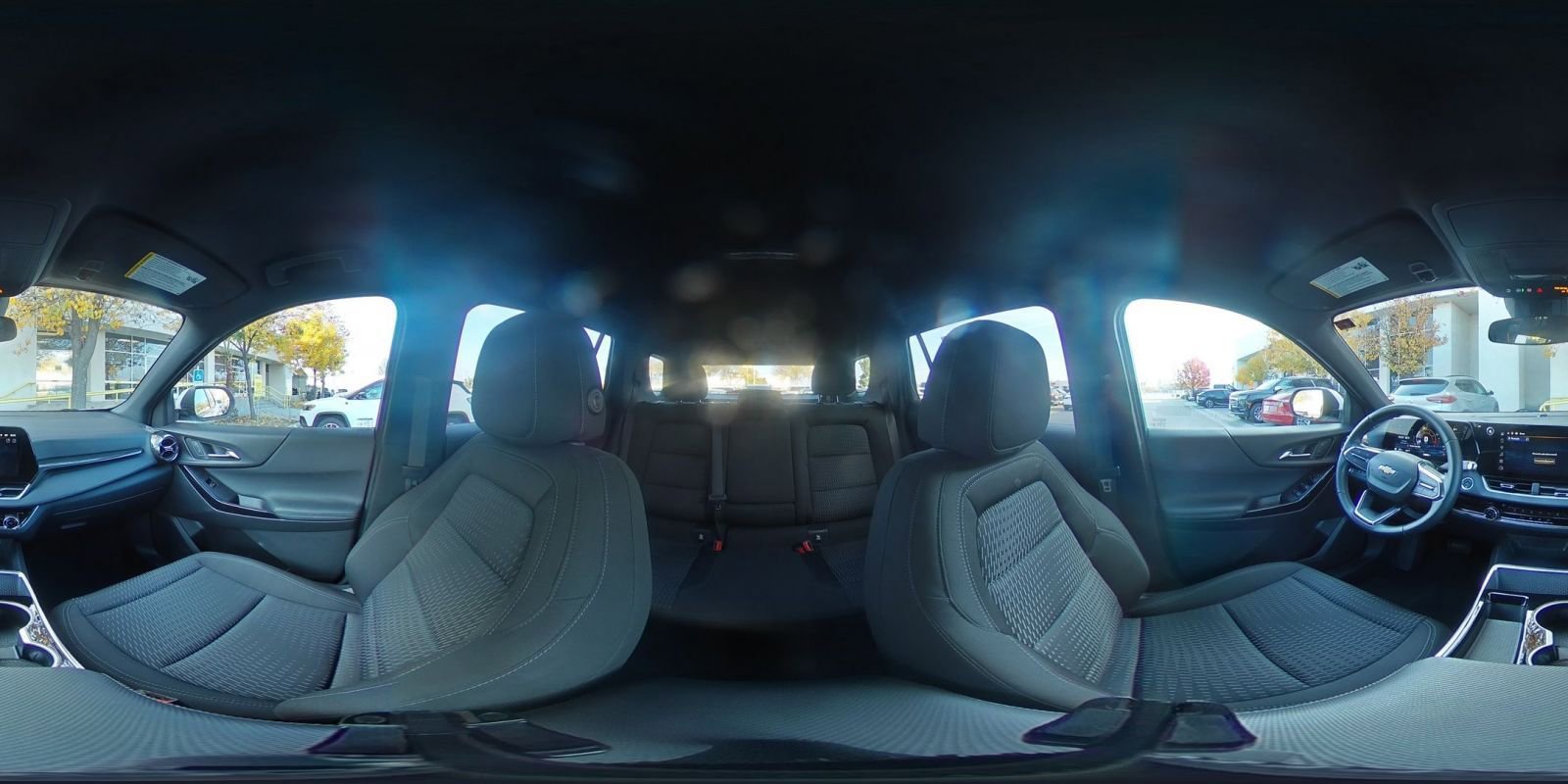 Used 2025 Chevrolet Equinox LT image 42