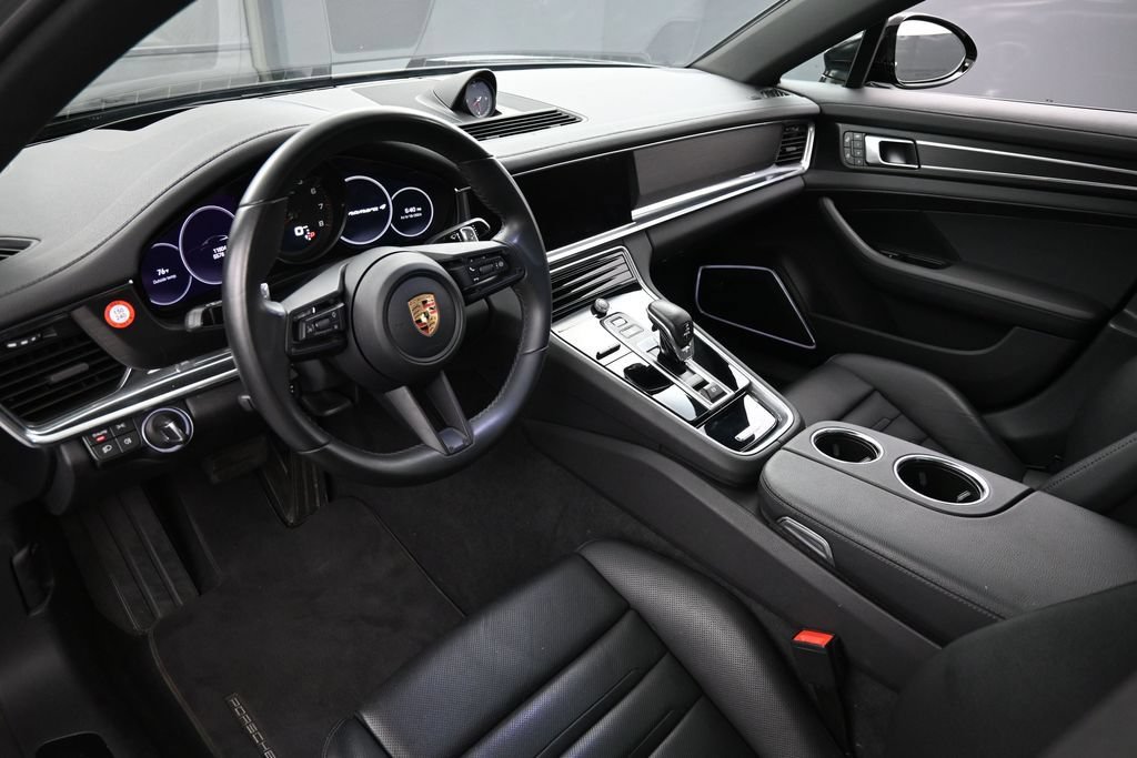 Certified 2023 Porsche Panamera 4 Platinum Edition AWD/4WD image 4