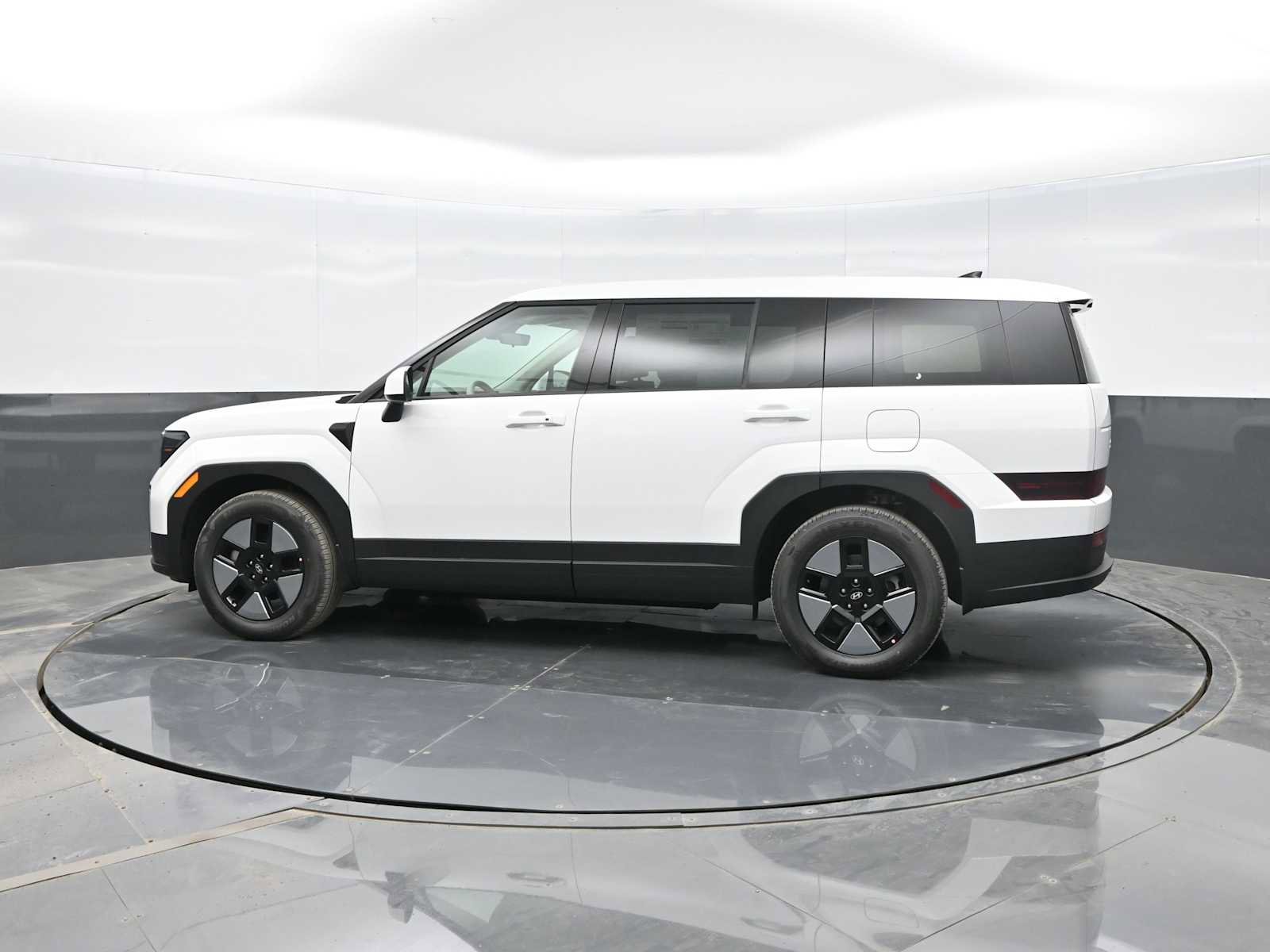 New 2026 Hyundai Santa Fe SE image 5