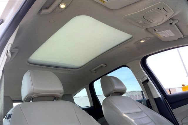 Used 2014 Ford C-MAX Energi SEL w/ Equipment Group 303A image 22