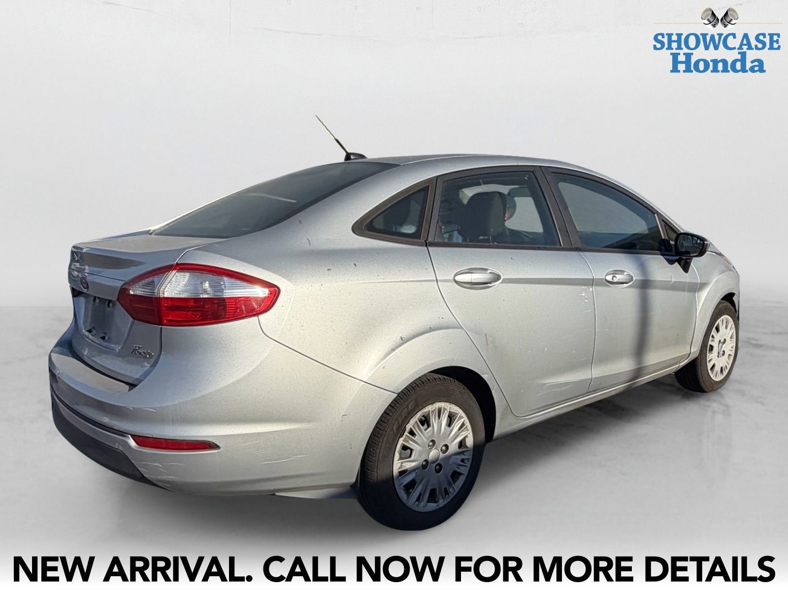 Used 2015 Ford Fiesta S FWD image 5