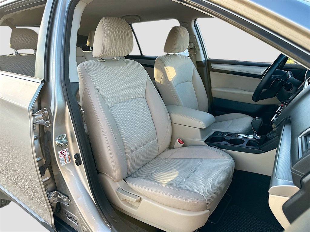 Used 2018 Subaru Outback 2.5i Premium image 25