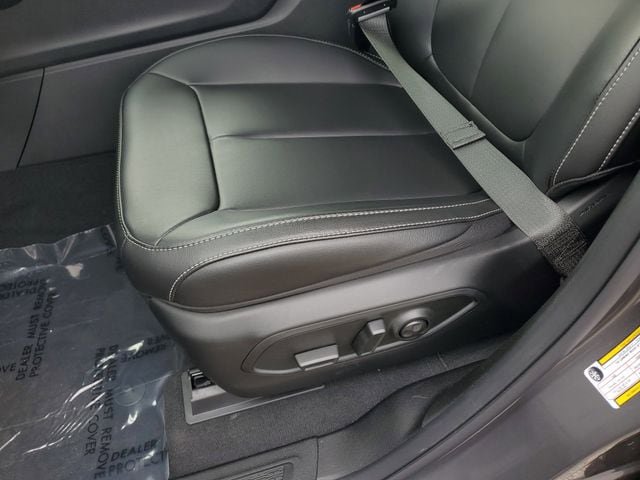 New 2026 Jeep Grand Cherokee Limited RWD image 22