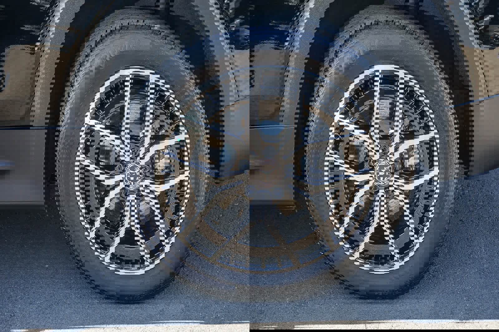 Used 2022 Mercedes-Benz EQB 300 4MATIC image 10