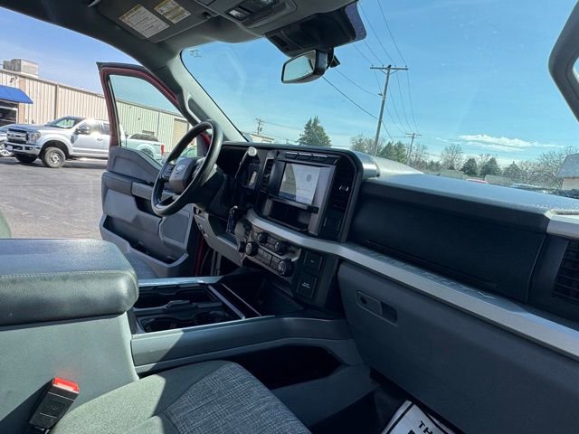 Used 2023 Ford F350 XLT image 33