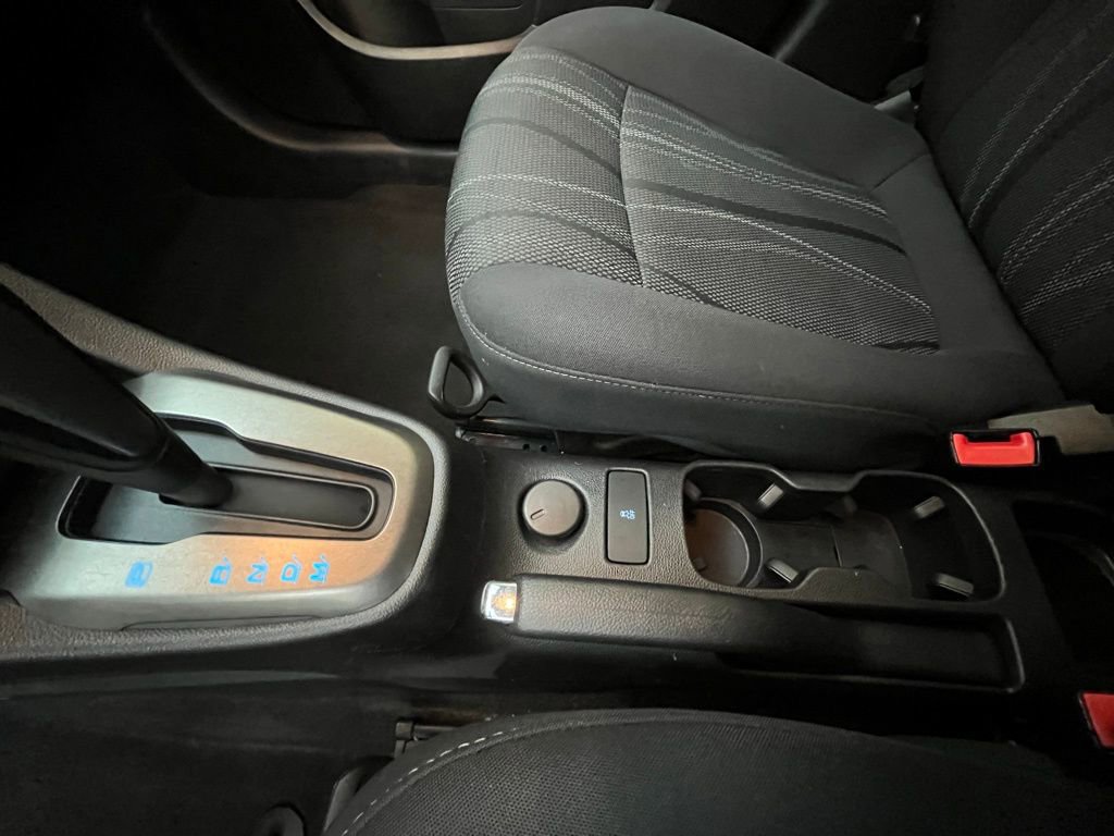 Used 2015 Chevrolet Sonic LT FWD image 28
