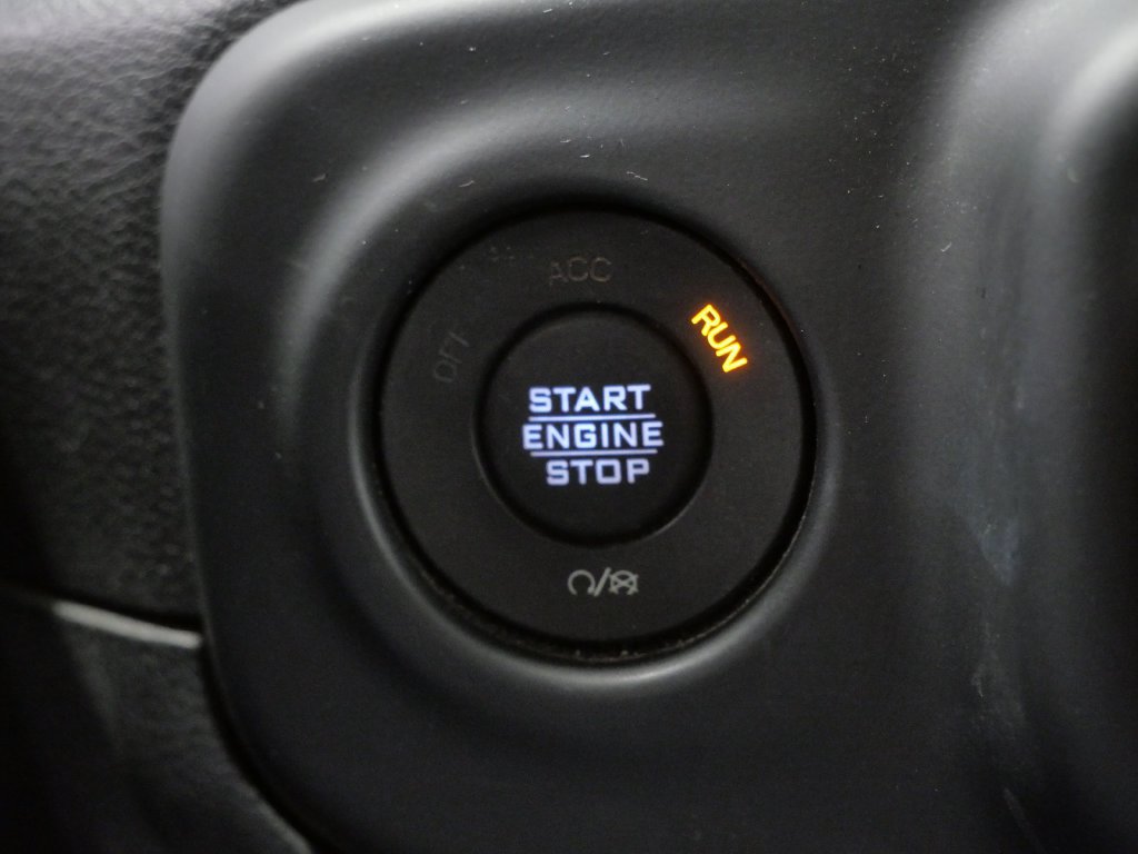 Certified 2019 Jeep Wrangler Sport AWD/4WD image 30