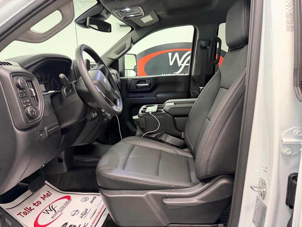 New 2026 Chevrolet Silverado 3500 W/T AWD/4WD image 9