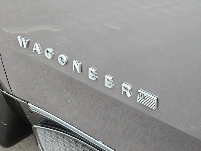 New 2023 Jeep Wagoneer Series III w/ Rear Seat Video Group 1 AWD/4WD image 11
