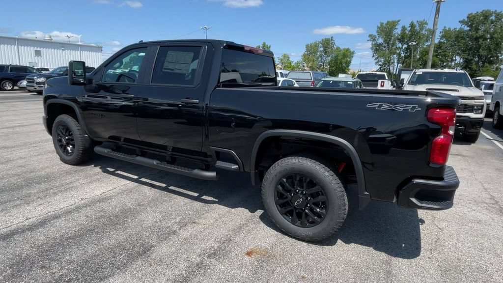 New 2026 Chevrolet Silverado 2500 Custom w/ Custom Value Package AWD/4WD image 9