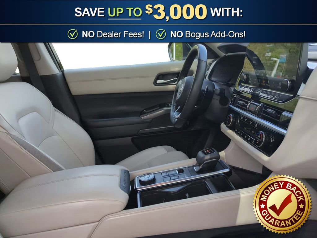 Used 2023 Nissan Pathfinder SL AWD/4WD image 22
