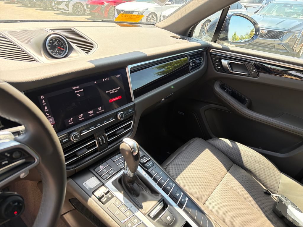 Used 2020 Porsche Macan S AWD/4WD image 26