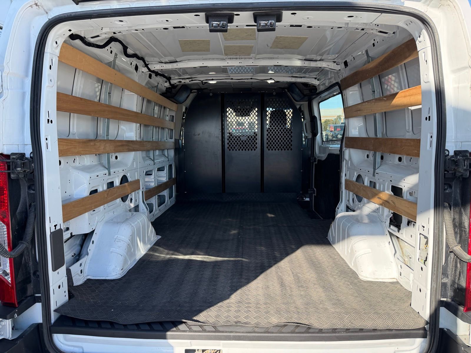 Used 2023 Ford Transit 250 Low Roof w/ Exterior Upgrade Package image 15