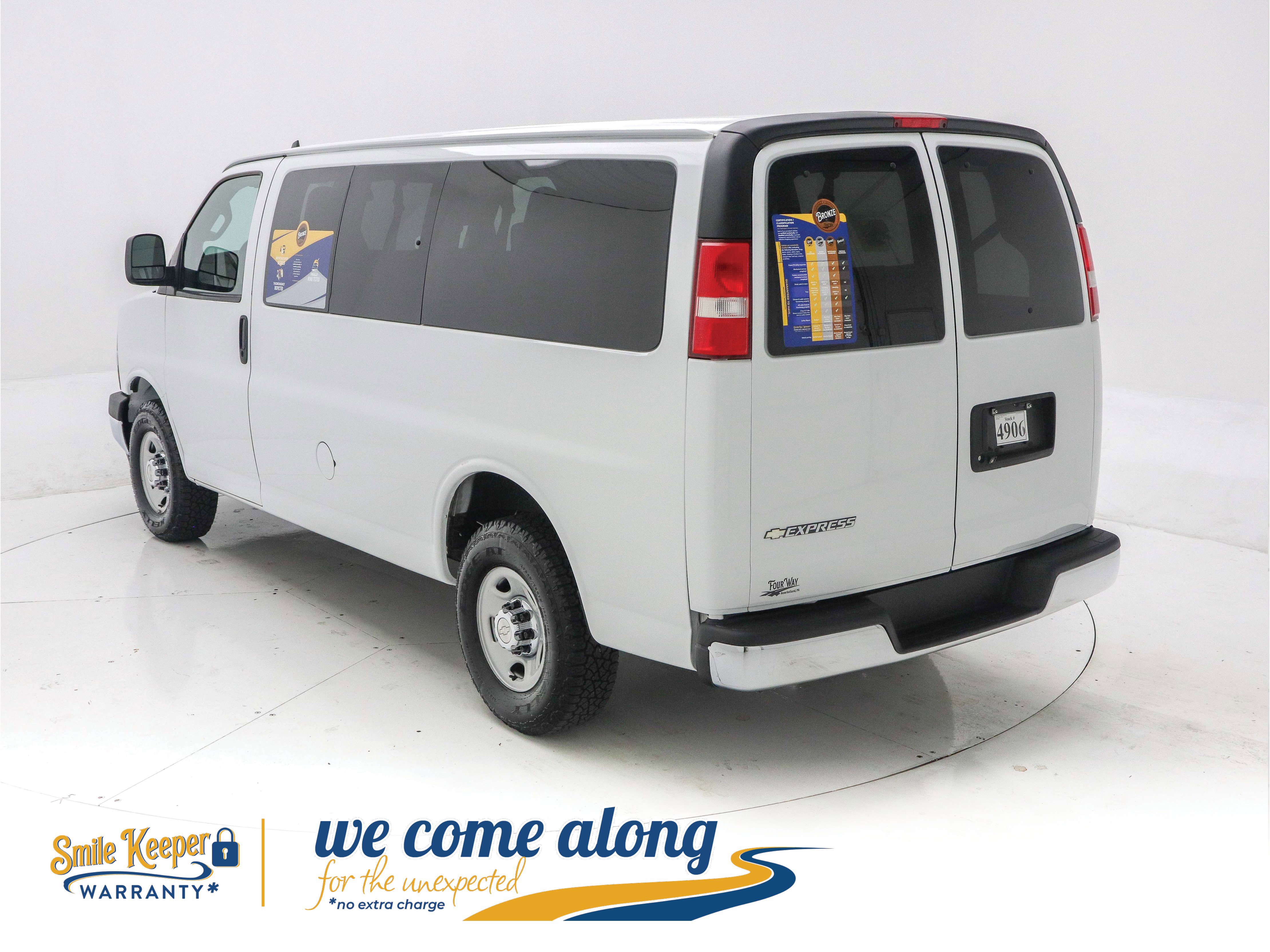 Used 2020 Chevrolet Express 3500 LT w/ LT Preferred Equipment Group image 6