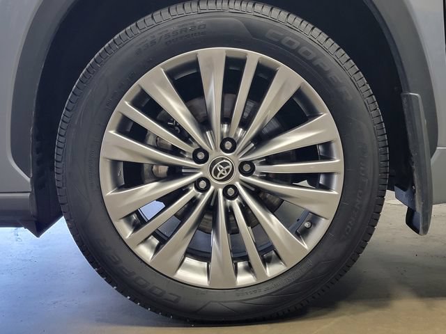 Used 2021 Toyota Highlander Platinum AWD/4WD image 10