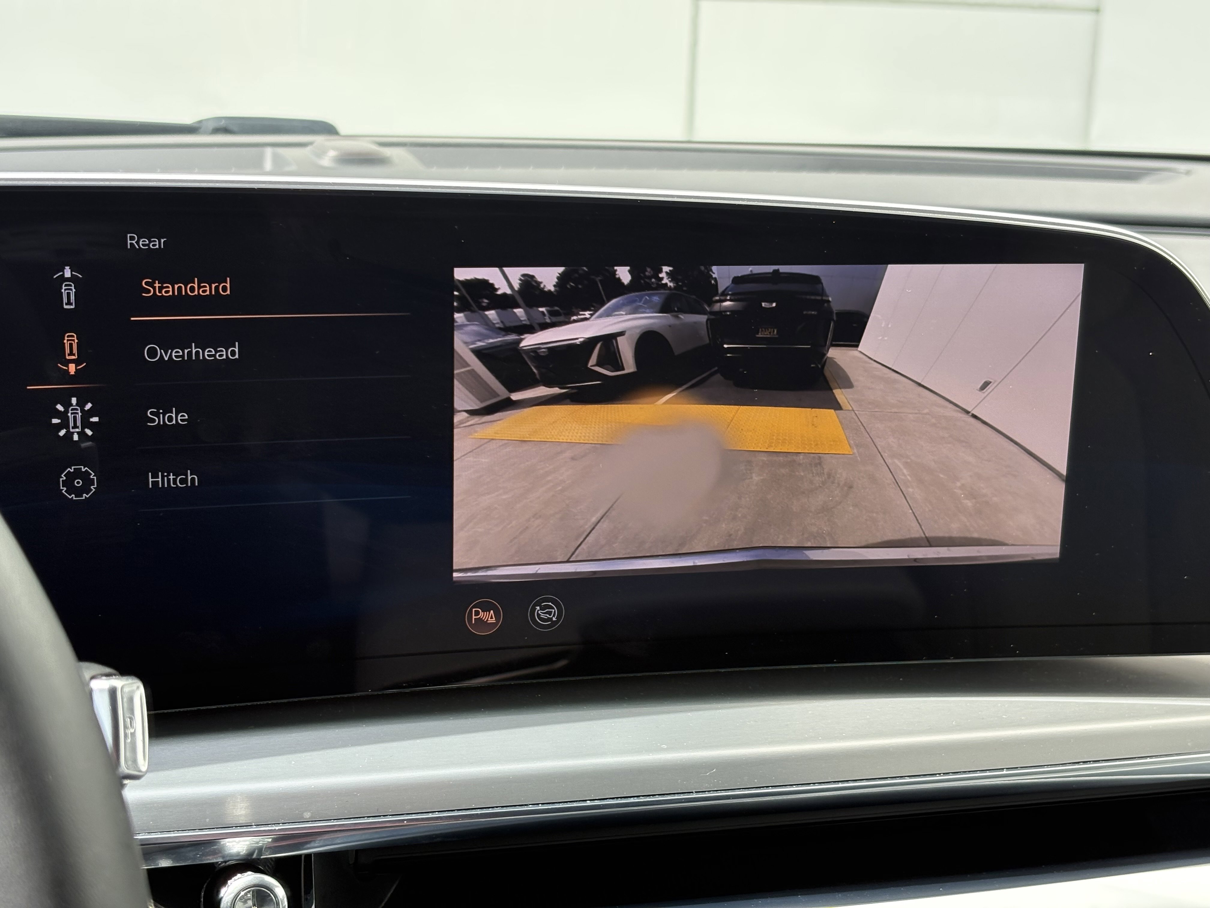 Used 2024 Cadillac Lyriq Luxury w/ LPO, Floor Liner Package AWD/4WD image 23