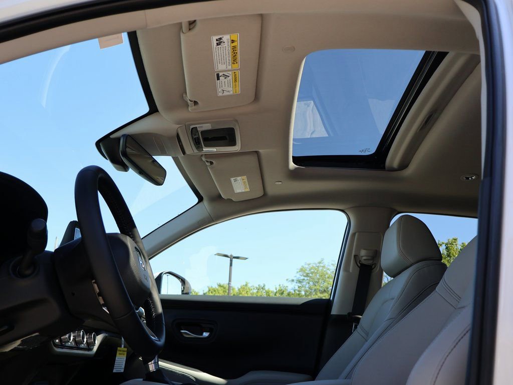 New 2026 Honda HR-V EX-L image 24