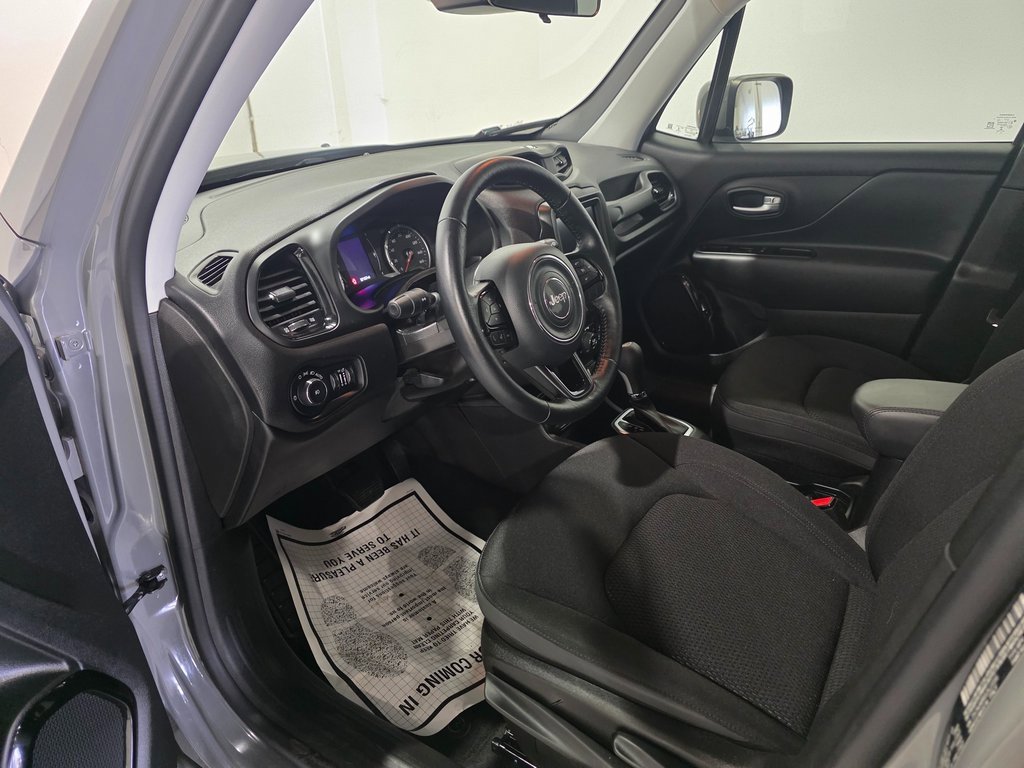 Used 2020 Jeep Renegade Altitude image 16