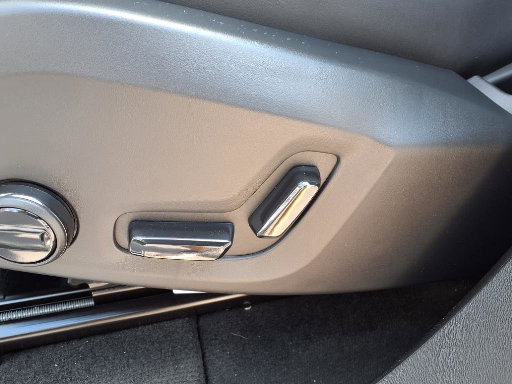 New 2026 Volvo XC90 B5 Core image 13