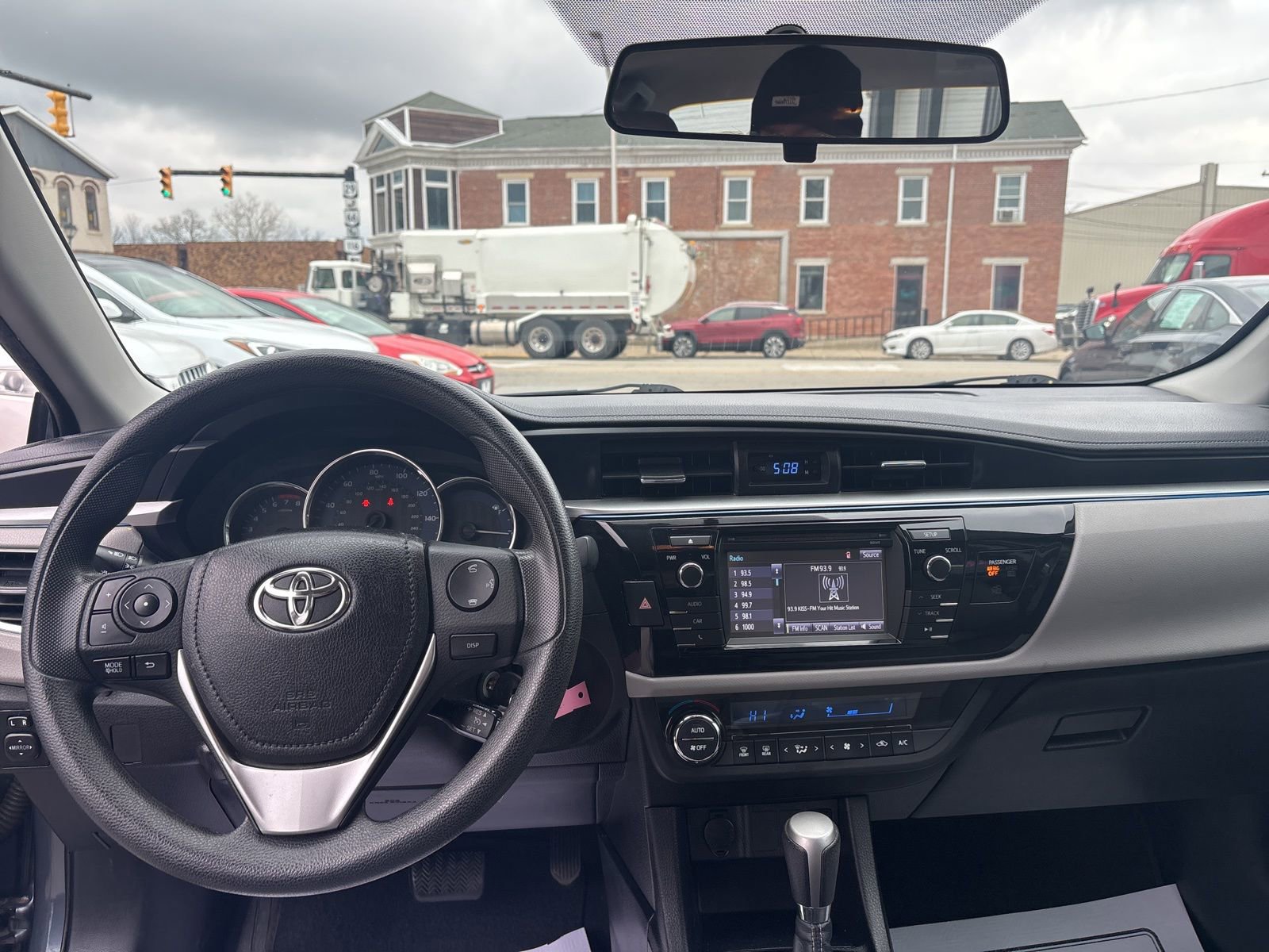 Used 2014 Toyota Corolla LE image 13
