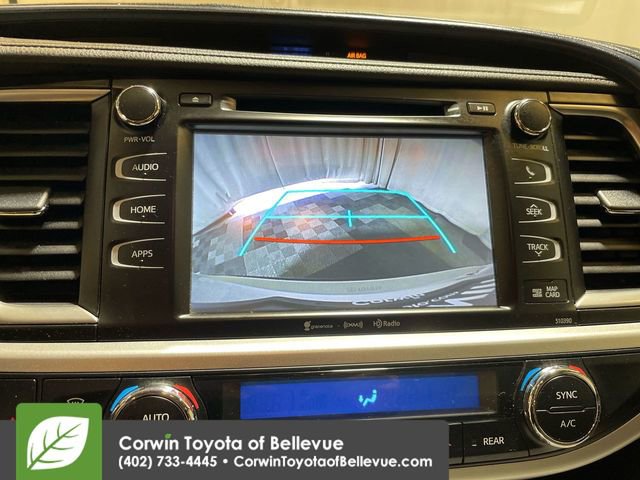 Used 2019 Toyota Highlander XLE image 19