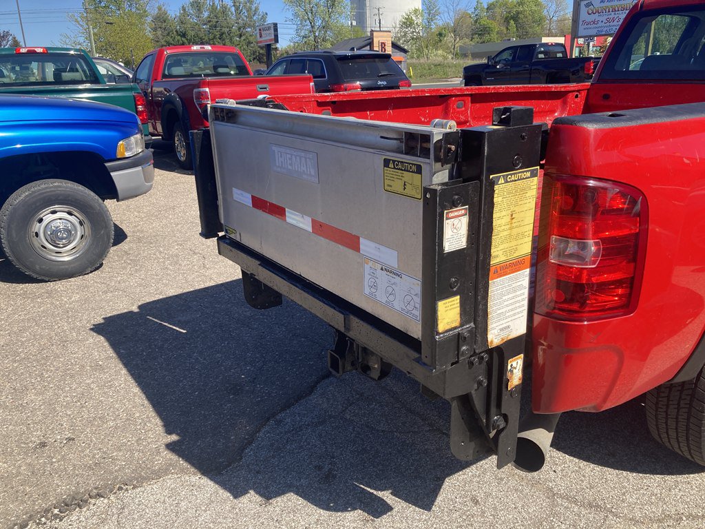 Used 2013 Chevrolet Silverado 3500 W/T RWD image 5