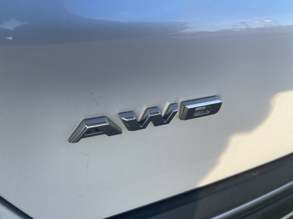 Used 2023 Cadillac XT5 Premium Luxury image 13