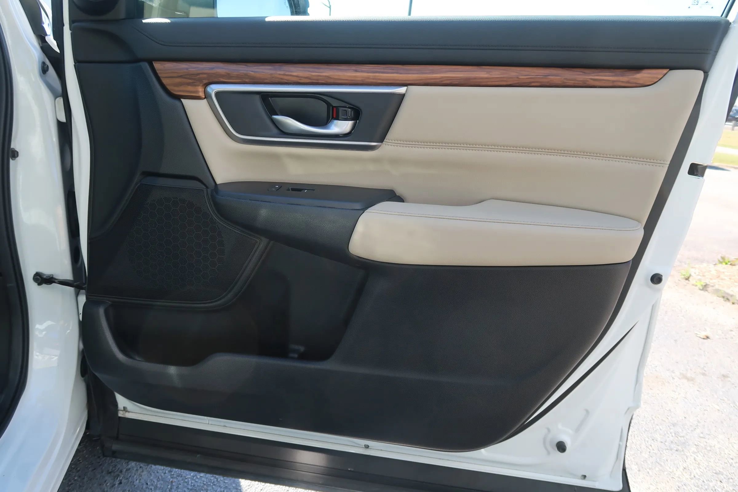 Used 2021 Honda CR-V Touring image 48