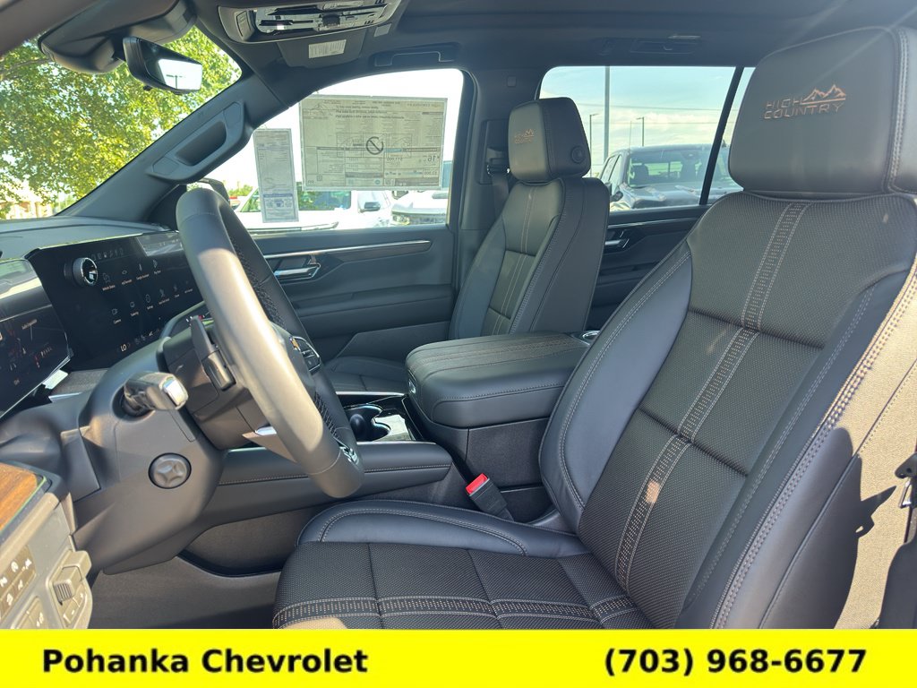 New 2026 Chevrolet Suburban High Country w/ Sun And Tow Package AWD/4WD image 24